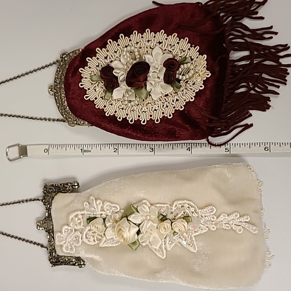 Velvet Victorian tiny purses - Picture 7 of 8